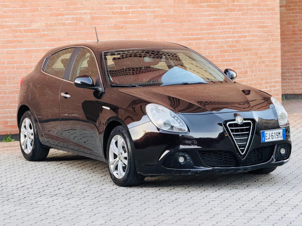 Alfa Romeo Giulietta 1.6 JTDm-2 105 CV Distinctive