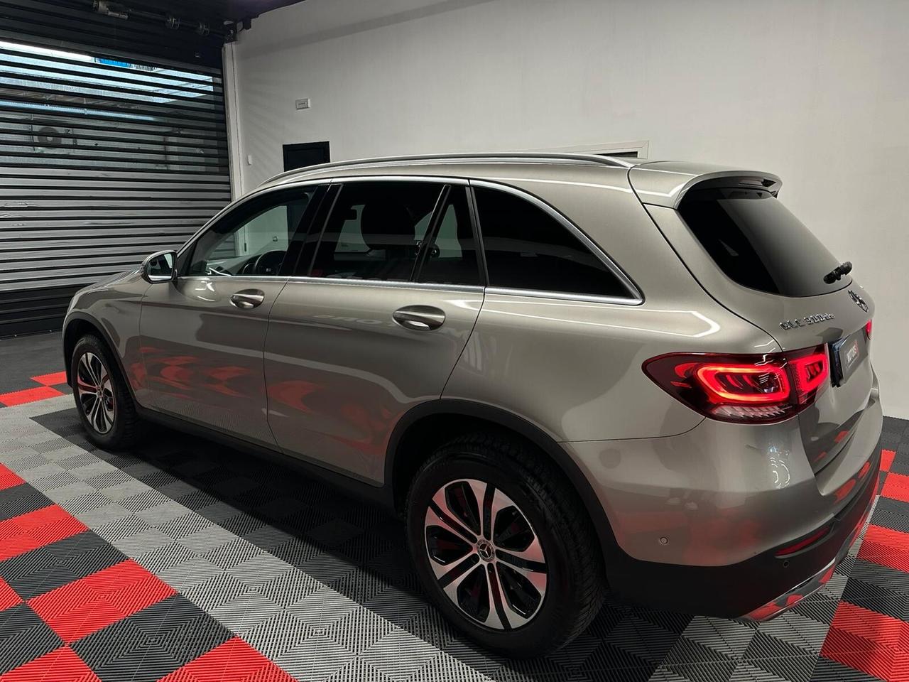 GLC 300 de 4Matic PREZZO REALE IVA ESPOSTA