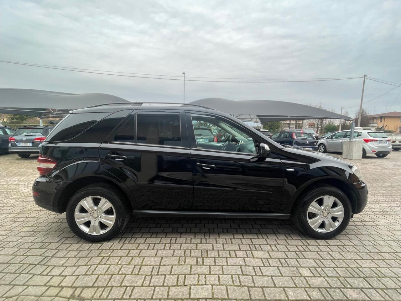 Mercedes-benz ML 300 CDI BlueEFFICIENCY