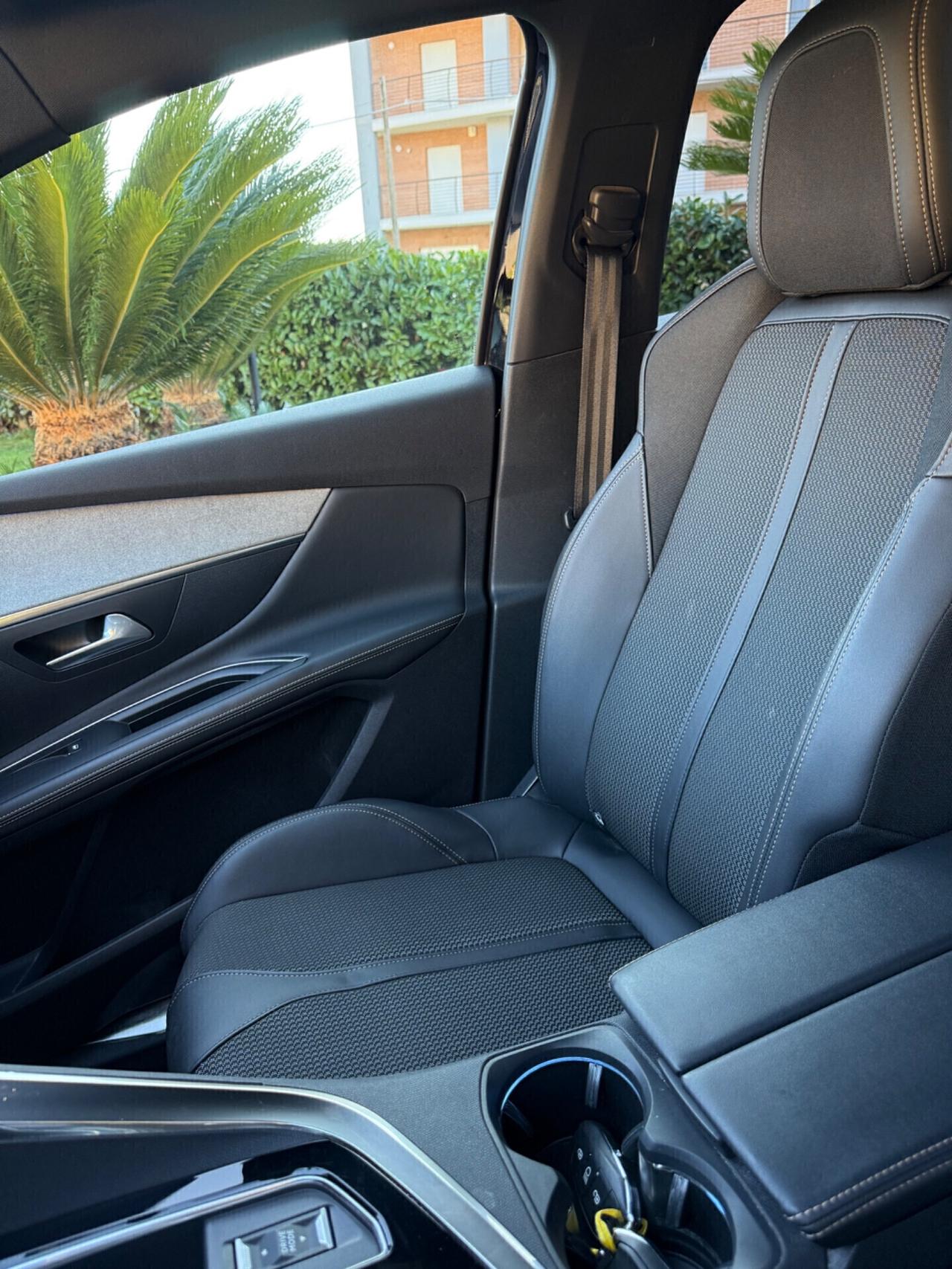 Peugeot 3008 Gt 1.5 Diesel uni proprietario 2022