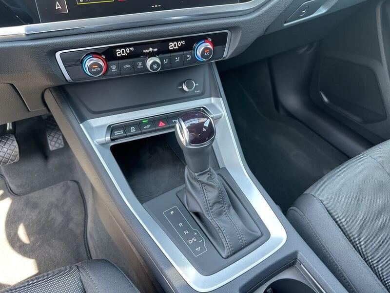 Audi Q3 SPORTBACK 45 BUSINESS PLUS TFSI E S TRONIC