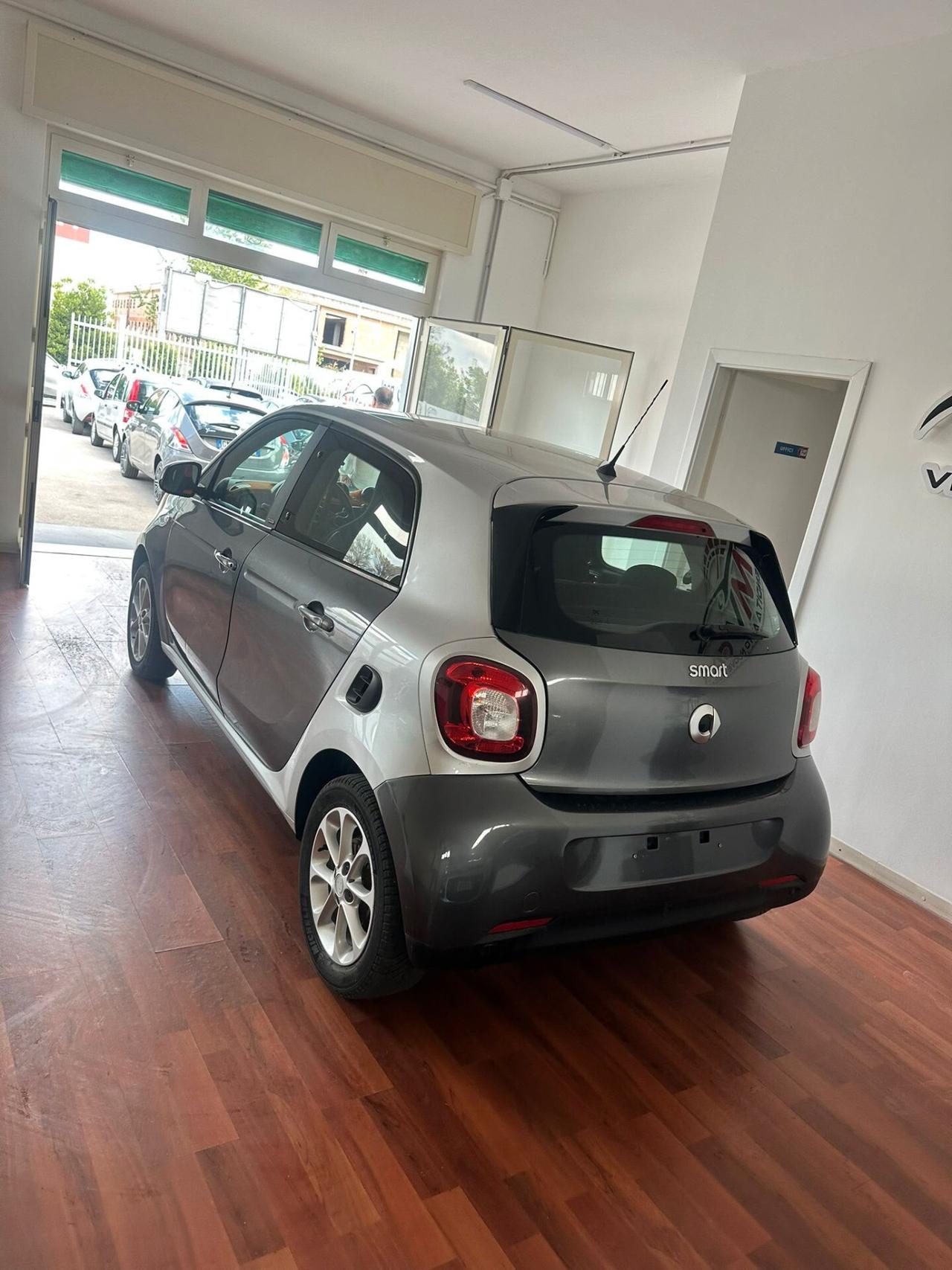Smart ForFour 70 1.0 Passion