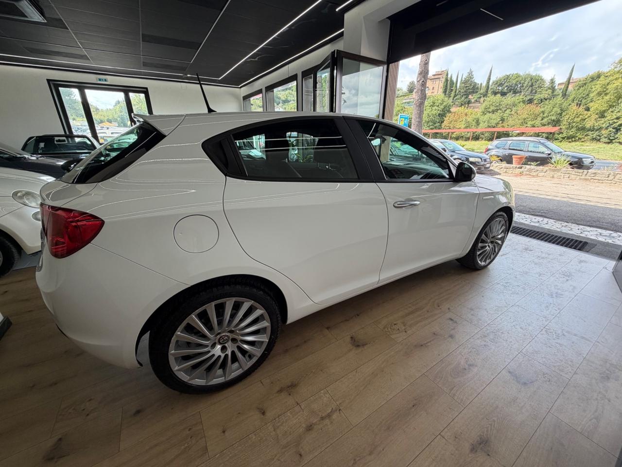 Alfa Romeo Giulietta 1.6 JTDm TCT 120 CV Super