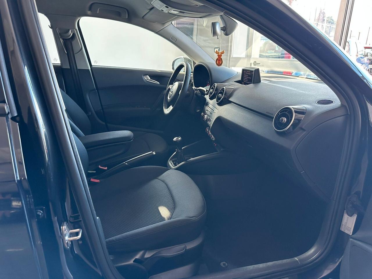 Audi A1 Sportback 1.6 TDI 90cv Sline FULL LED