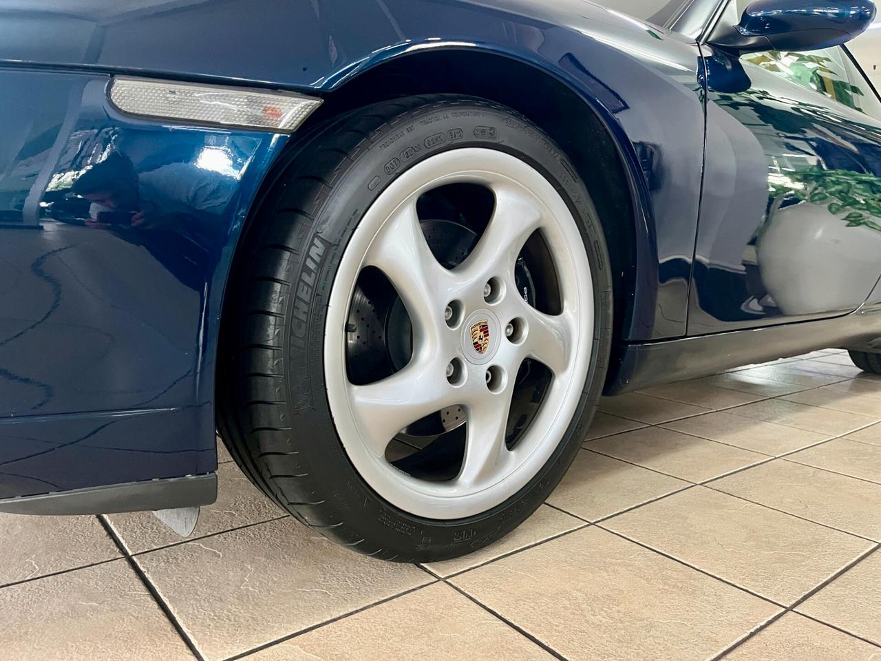 Porsche 911 996 Carrera 3.4 300CV 6M - 2000