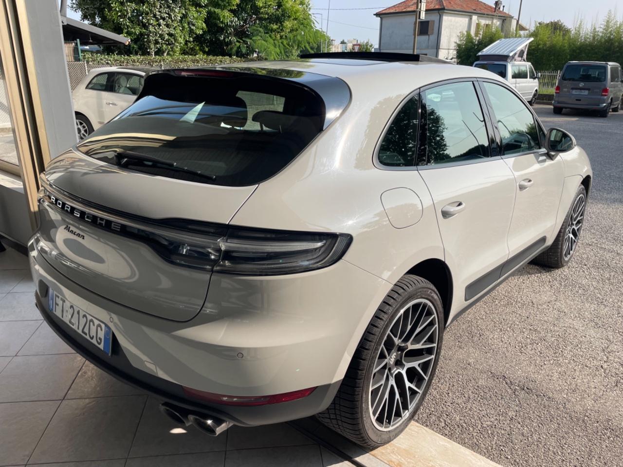 Porsche Macan 2.0 245 cv PDK