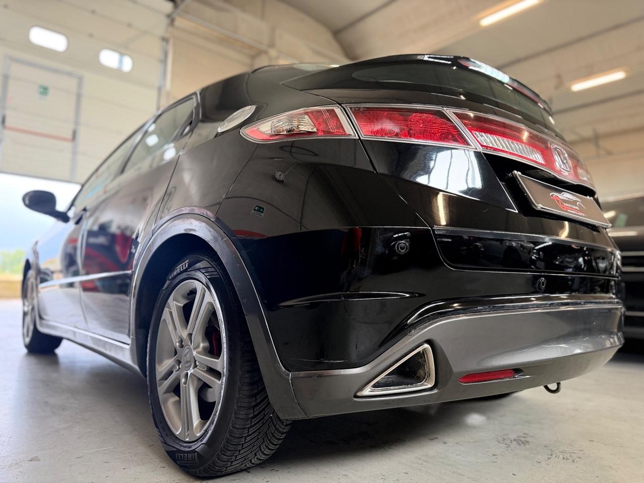 Honda Civic 011 1.4 i-VTEC 5p. Elegance NEOPATENTATI
