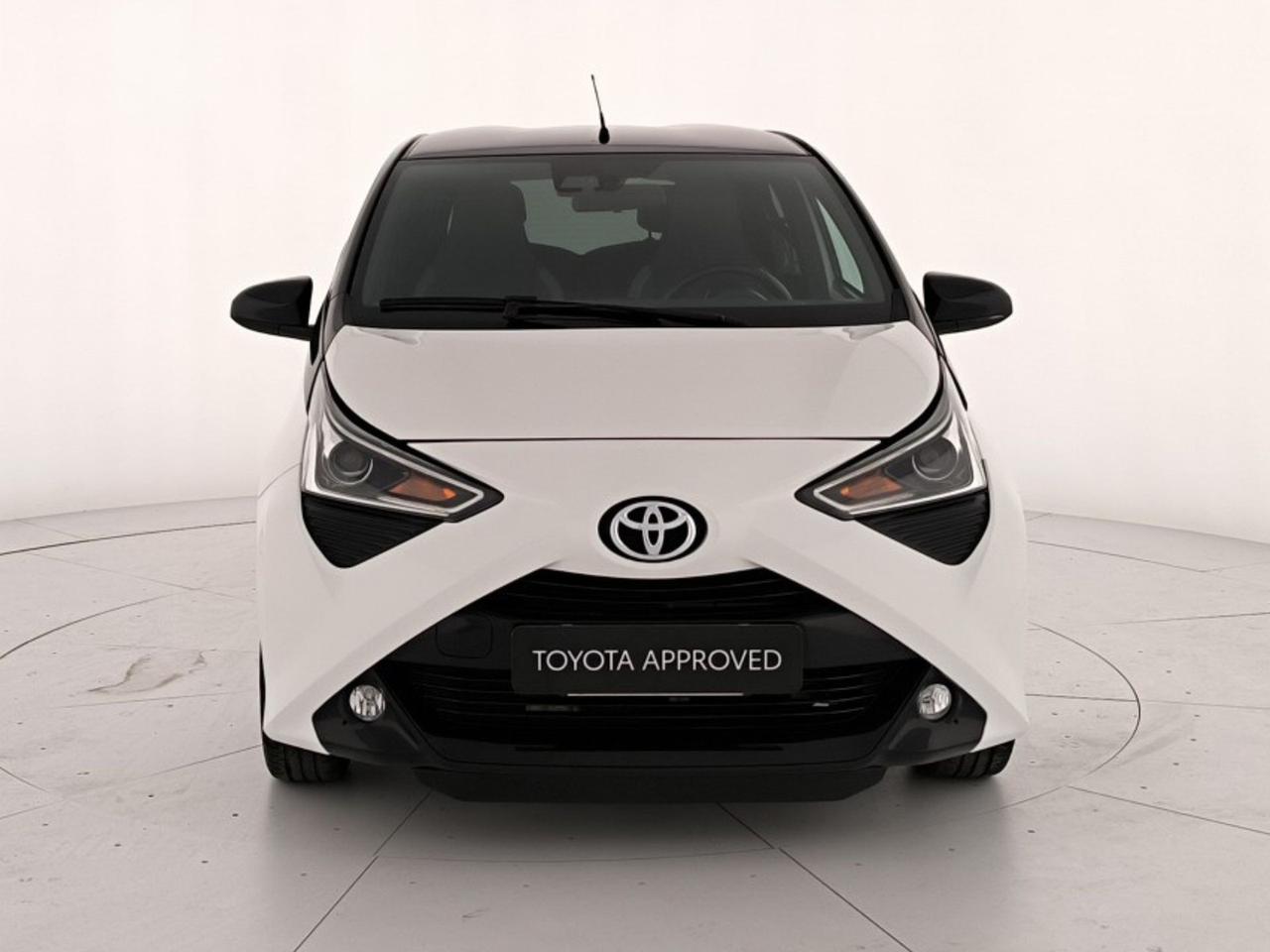 Toyota Aygo 5p 1.0 x-clusiv 72cv