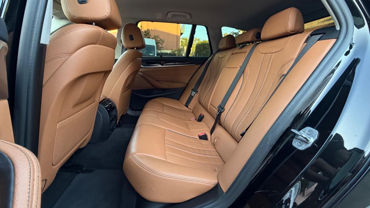BMW 520D TOURING 48V 2.0 LUXURY 190 CV - FULL LED, PELLE, VIRTUAL COCKPIT