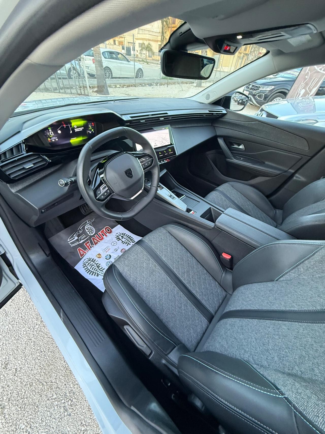 Peugeot 408 PureTech 130 S&S EAT8 Allure