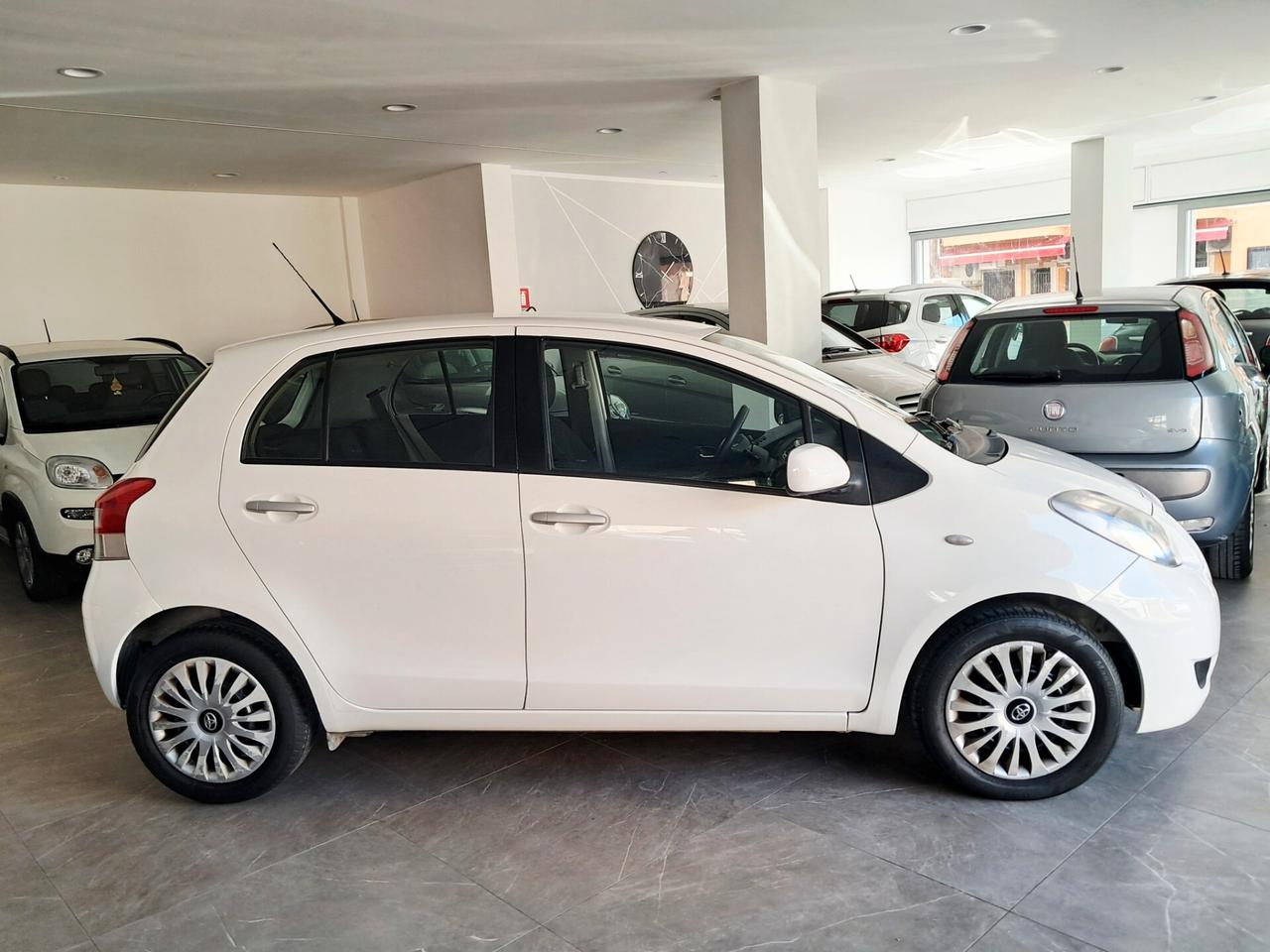 Toyota Yaris 1.3 5 porte