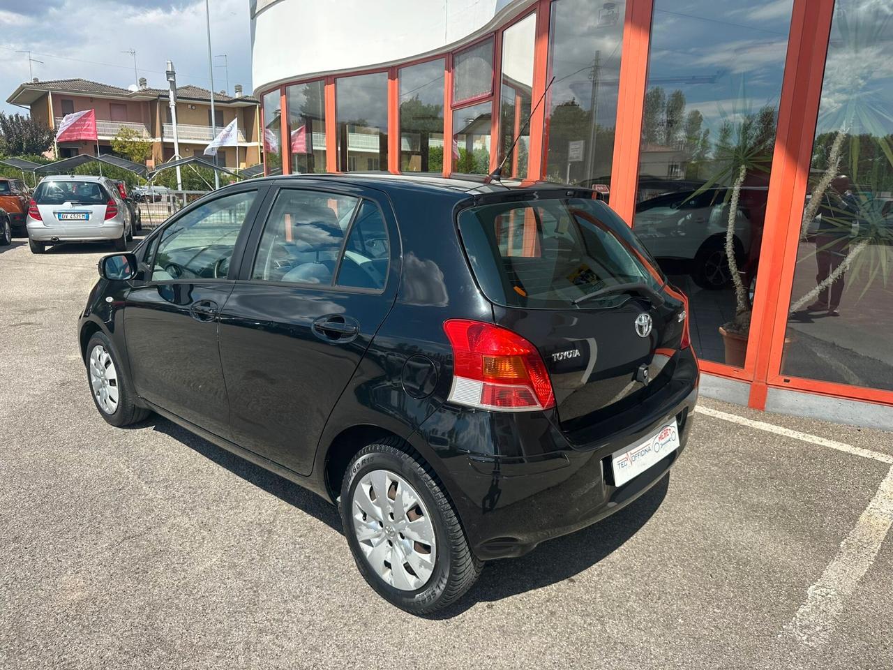 Toyota Yaris 1.3 5 porte Sol