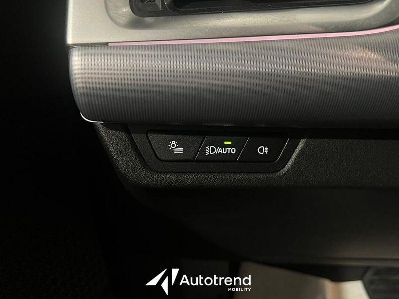 BMW Serie 2 Active Tourer 218d 150 CV Automatica NAVI LED Active Tourer