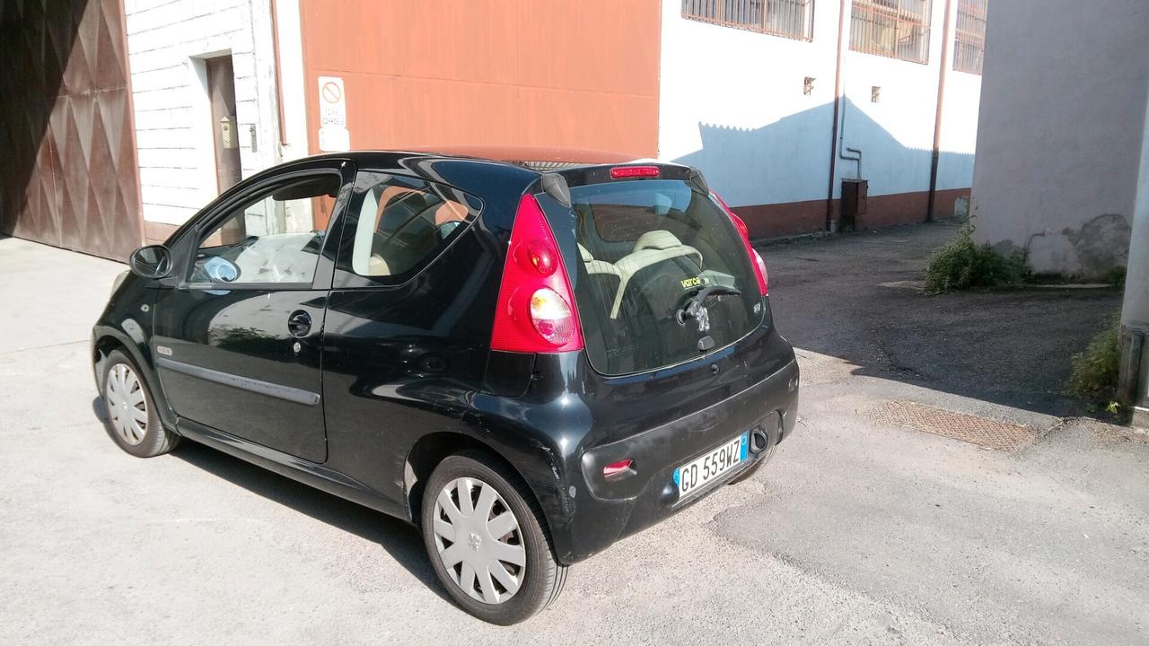 Peugeot 107 1.0 68CV 3p. Sweet Years