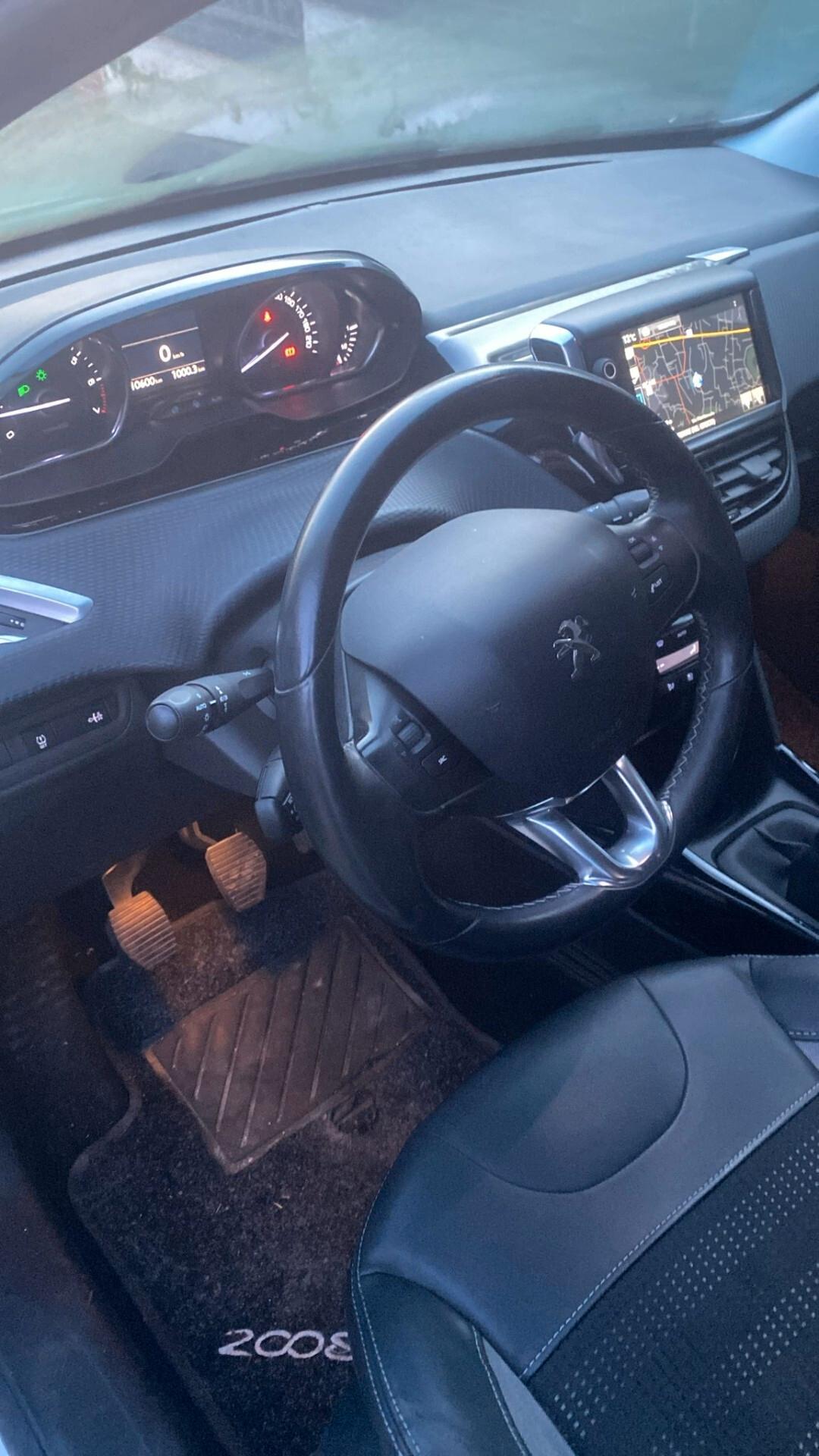 Peugeot 2008 PureTech 82 Allure