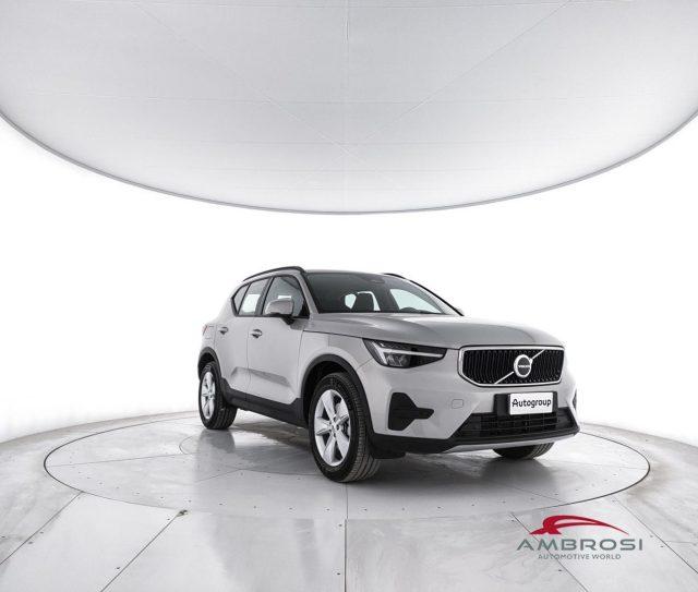 VOLVO XC40 B3 Mild hybrid Benzina Essential