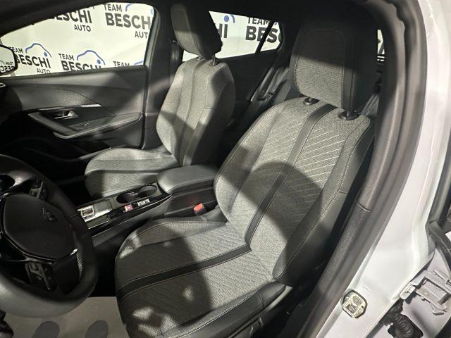 PEUGEOT 2008 PureTech 130 S&S EAT8 Allure