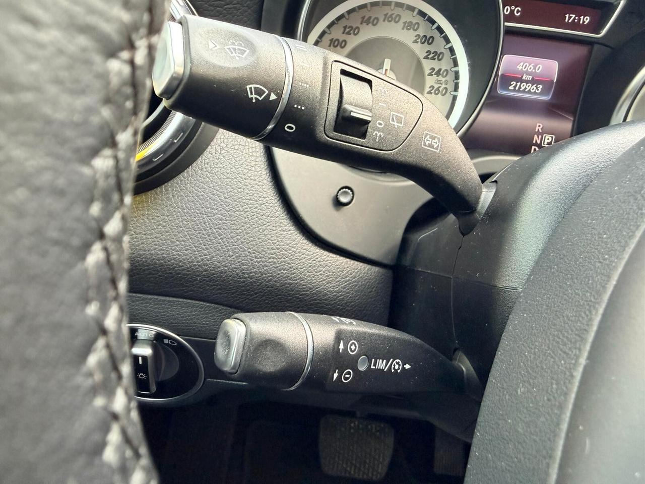 Mercedes-benz GLA 200d AUTOM/TETTO APRIBILE