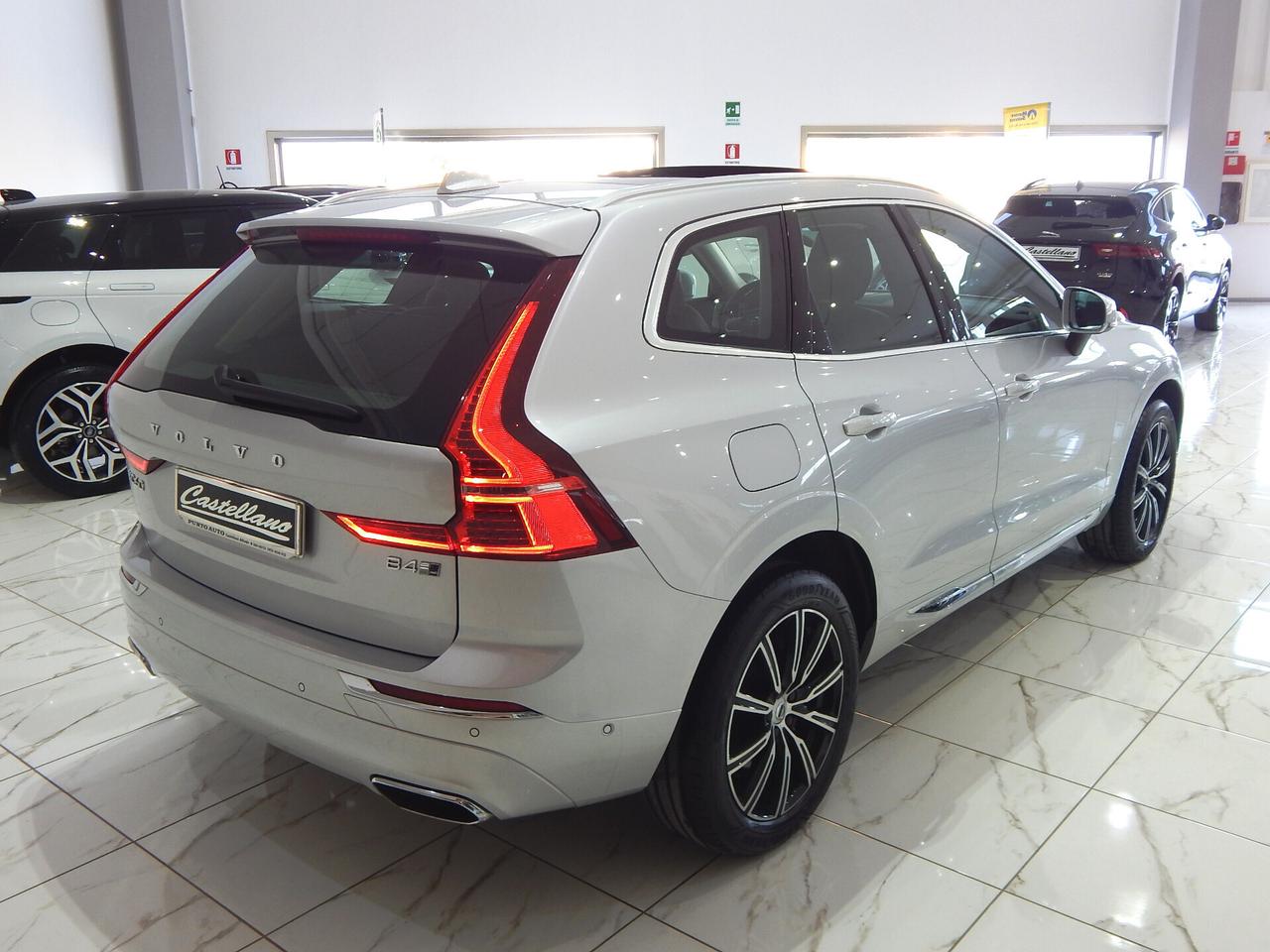 Volvo XC60 2.0 B4 Inscription AWD Aut TETTO-NAVI-PELLE-KAMERA