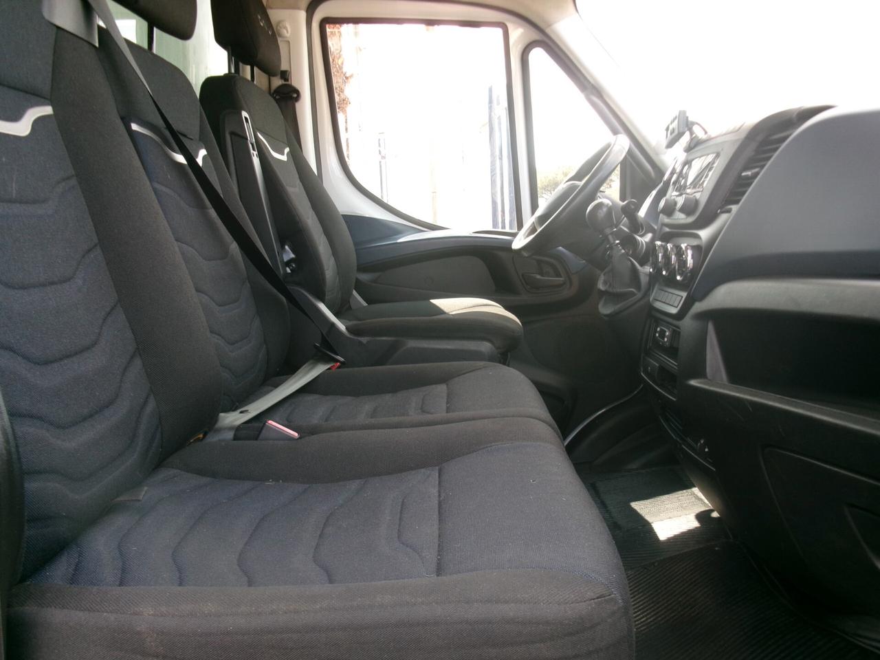Iveco Daily 35C16 3000 160CV E6D FRIGO+PEDANA CARICATRICE ATP FRCX -20° 06/2029 7 PEDANE