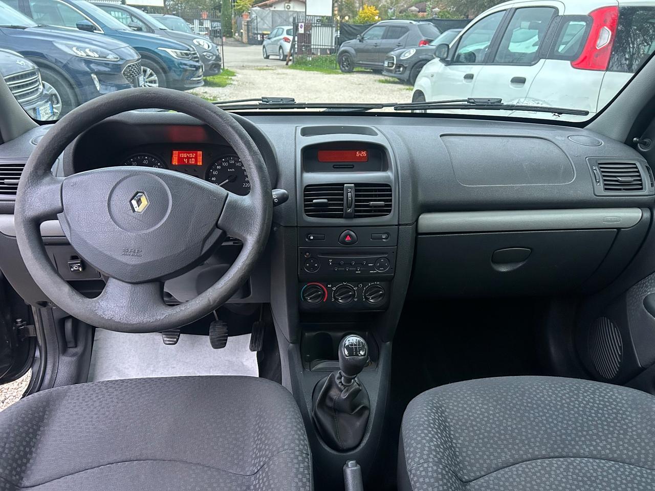 Renault Clio Storia 1.2 5P GPL