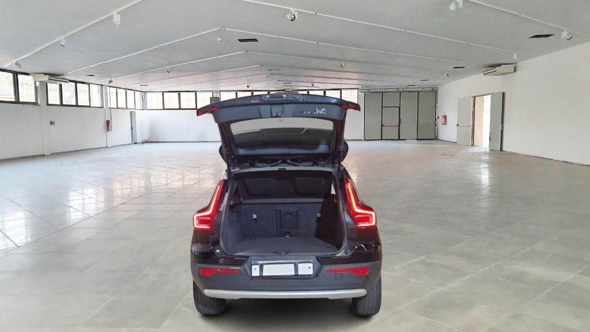 VOLVO Xc40 T4 Recharge Plug-In Inscription Expression N-1