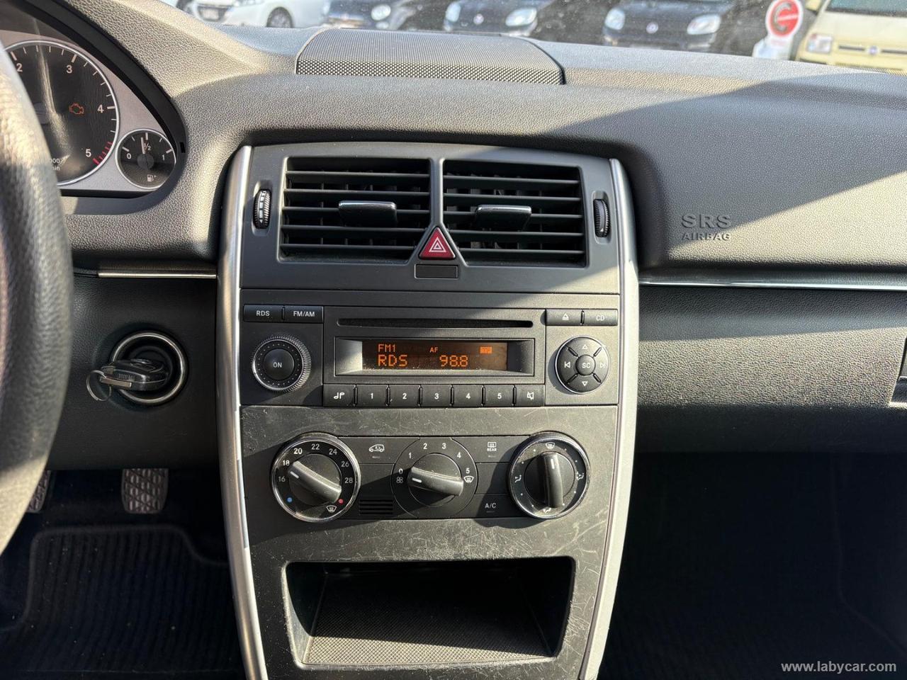 MERCEDES-BENZ B 180 CDI Premium