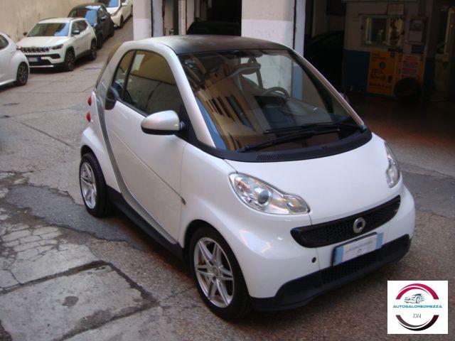 SMART - Fortwo - 1.0 MHD coupÃ© pure