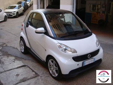 SMART - Fortwo - 1.0 MHD coupÃ© pure