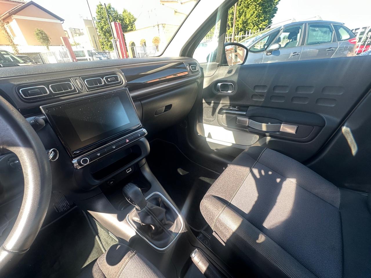 Citroen C3 benz- S&S Shine