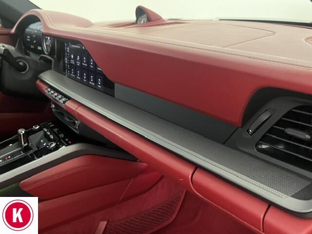 Porsche 911 Carrera 4S **Leasing 990 € al mese**