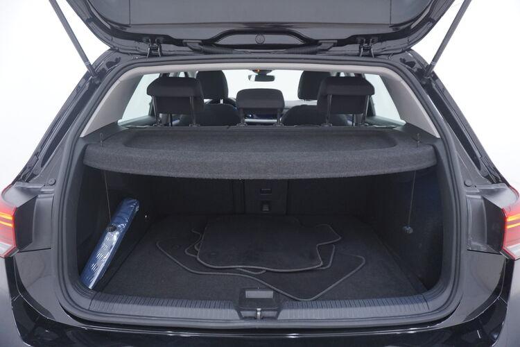 Volkswagen Golf Life DSG BR349205 1.0 Mild Hybrid 110CV