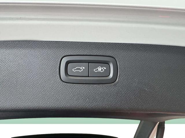 VOLVO XC90 B5 (d) AWD automatico 7 posti Ultimate Bright