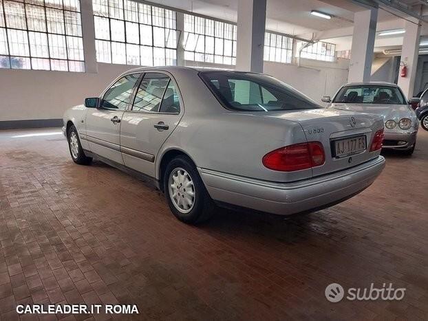 Mercedes e 200 elegance