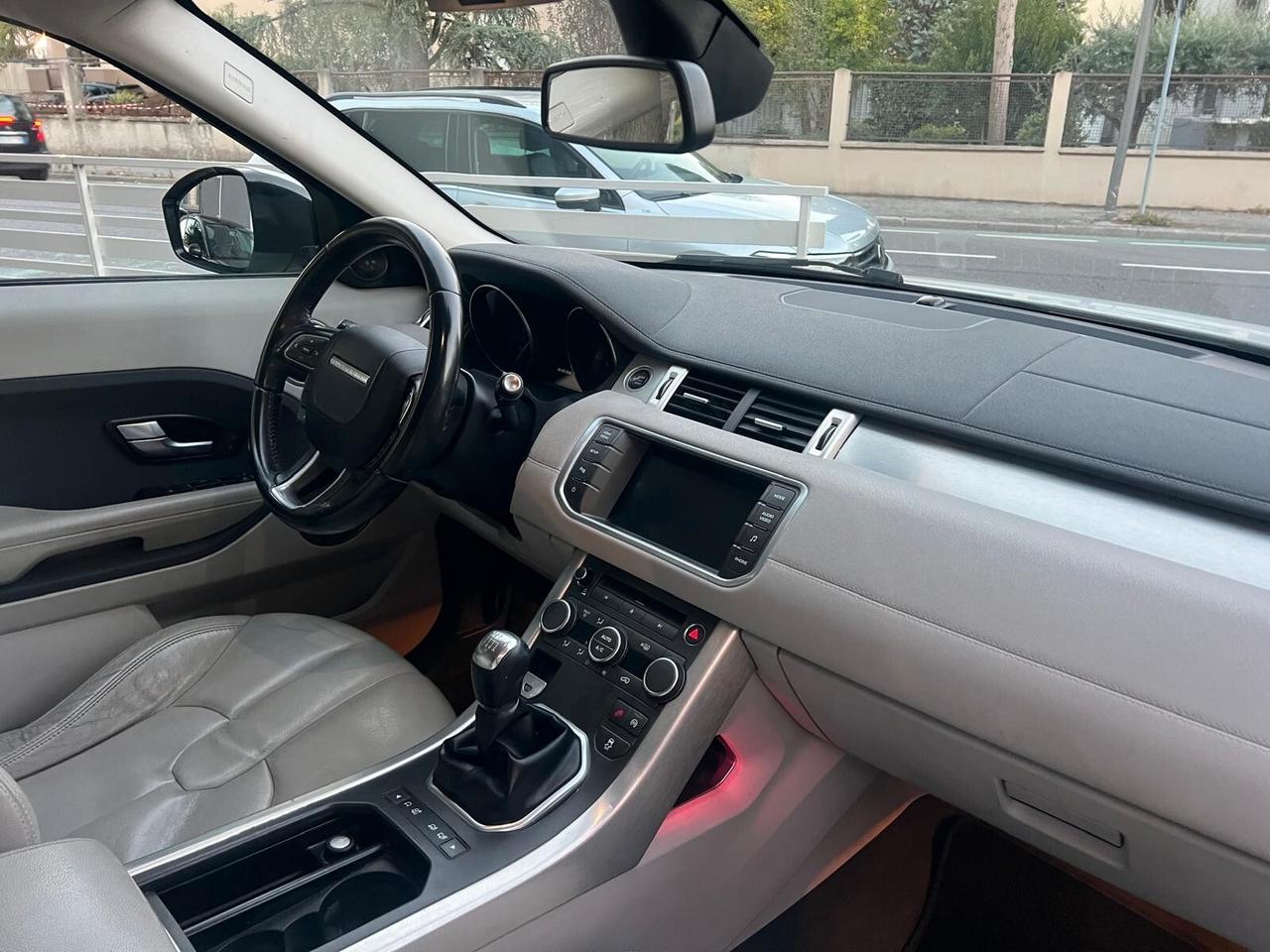 RANGE ROVER EVOQUE 2.2 TD4 5p. PRESTIGE UNIPROP