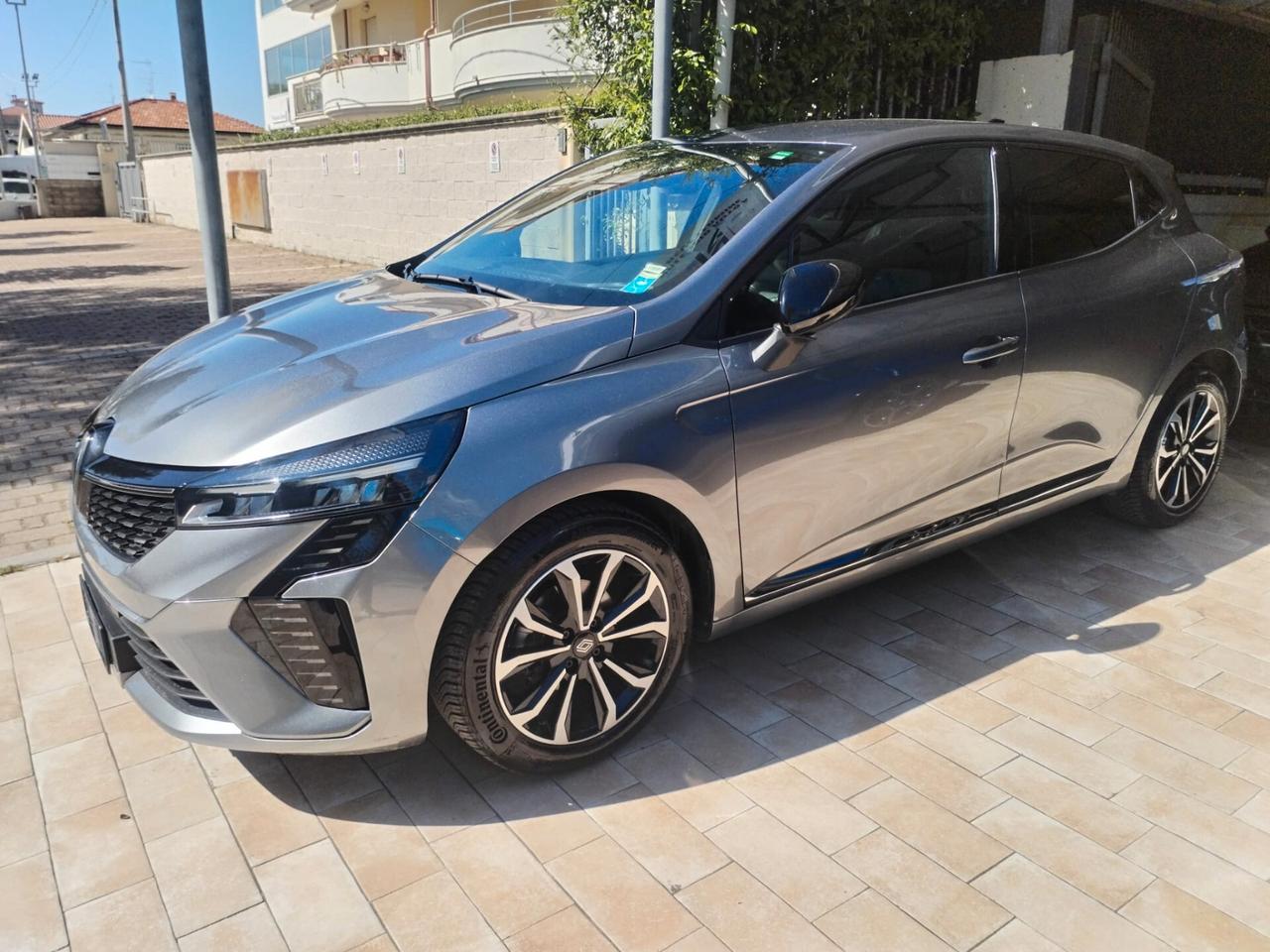 Renault Clio TCe 90 CV 5 porte Techno