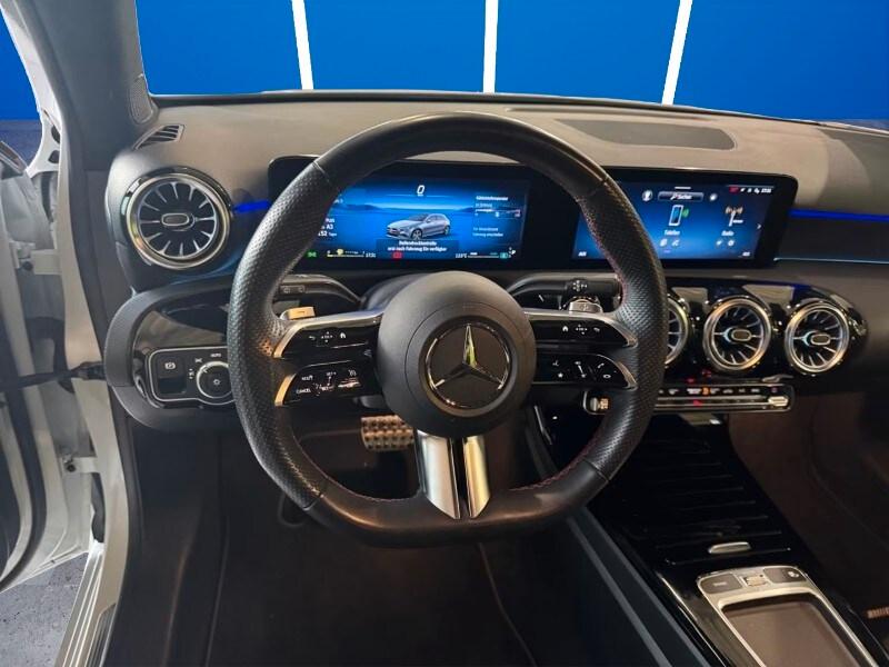 MERCEDES Classe A (W177) A 200 Automatic AM...