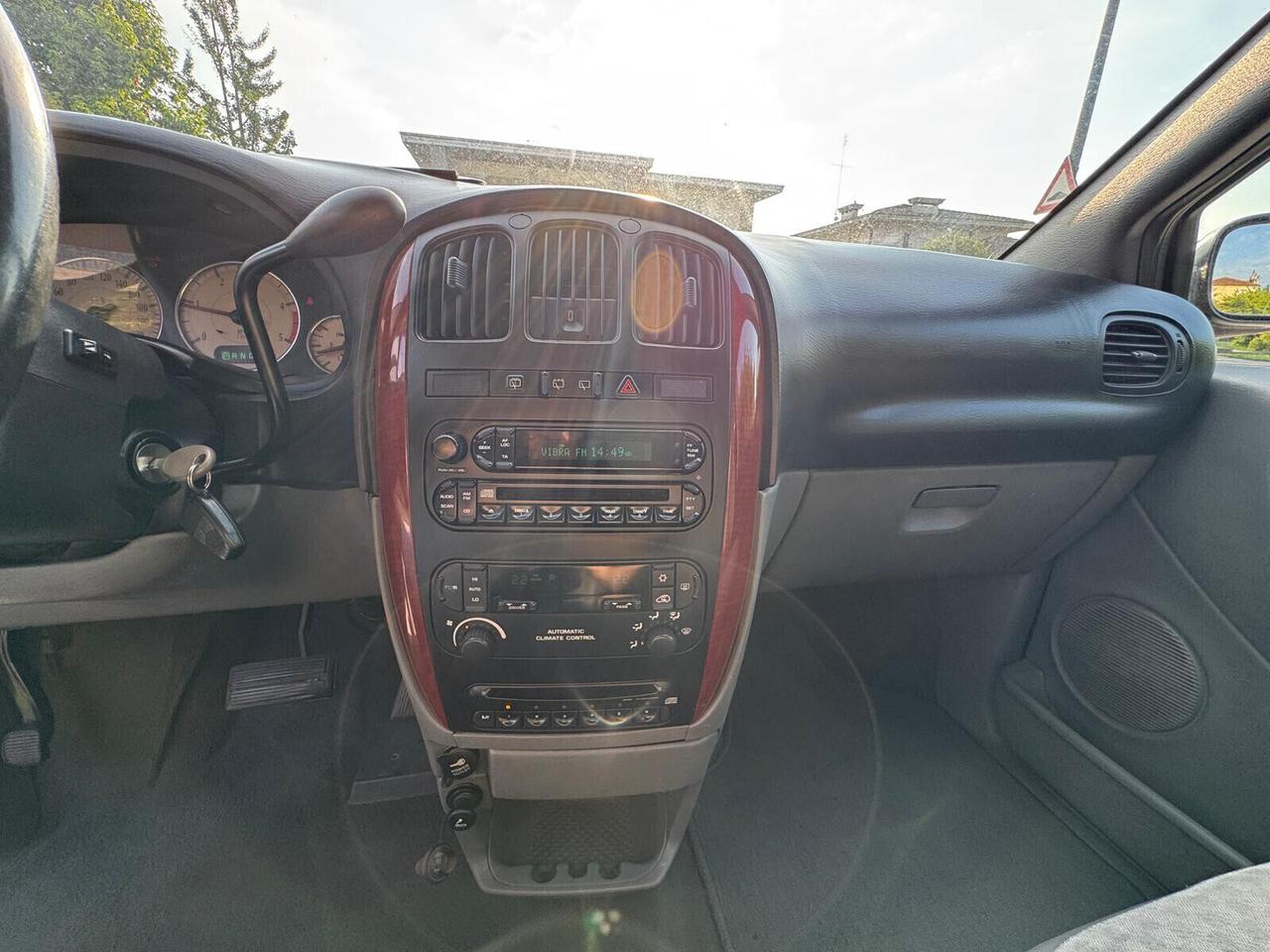 Chrysler Voyager 2.8 CRD cat LX Leather Auto
