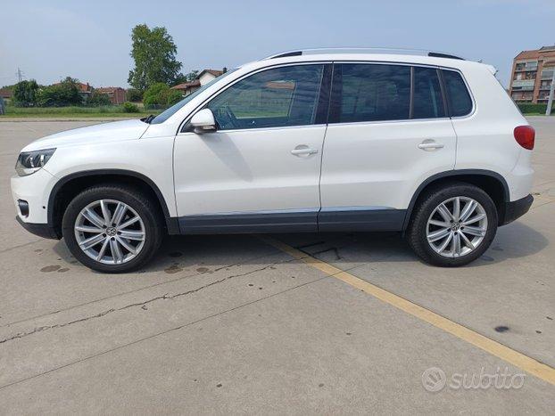 VOLKSWAGEN TIGUAN 2.0 4MOTION 4X4- 2011