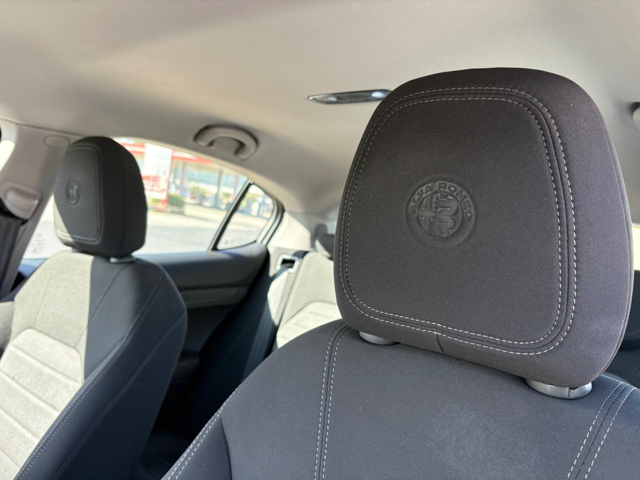 Alfa Romeo Stelvio 2.2 Turbodiesel 160 CV AT8 RWD Business