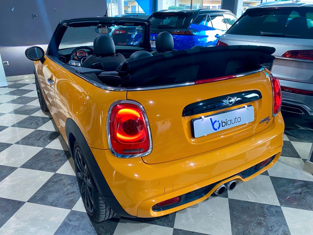 Mini 2.0 Cooper SD aut. Hype Cabrio-2017
