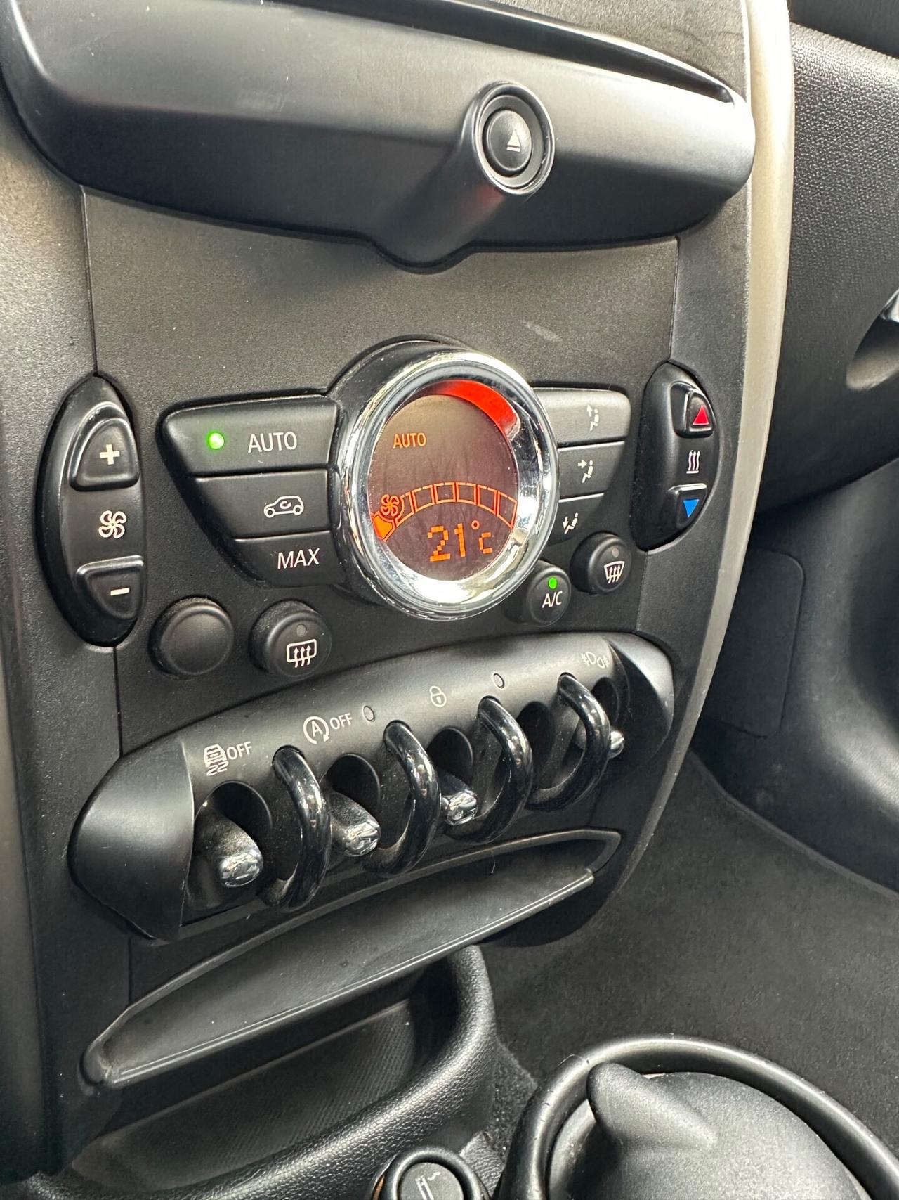 Mini 1.6 Cooper D Countryman OK NEOPATENTATI
