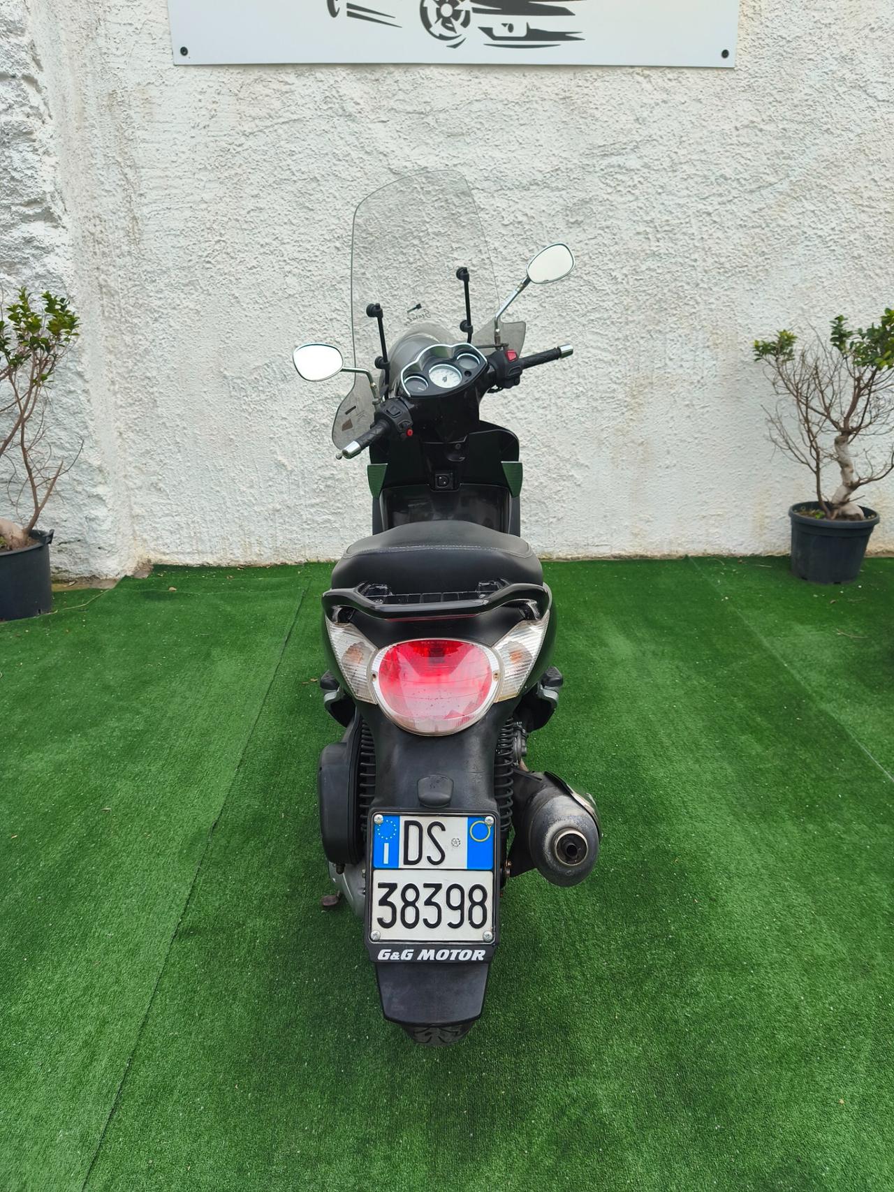 Aprilia Scarabeo 300 Special S