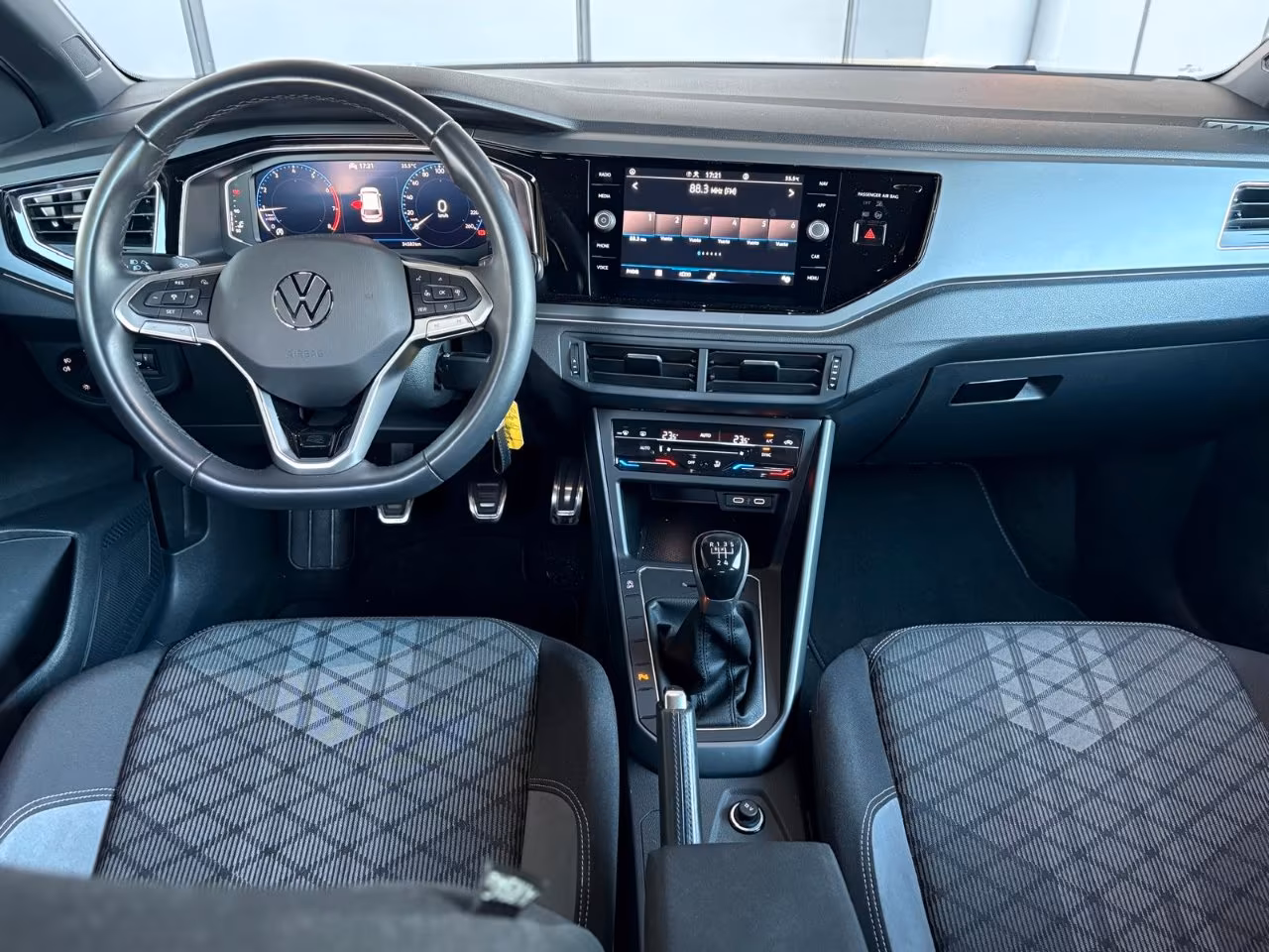 Volkswagen Polo 1.0 tsi R-Line 95cv