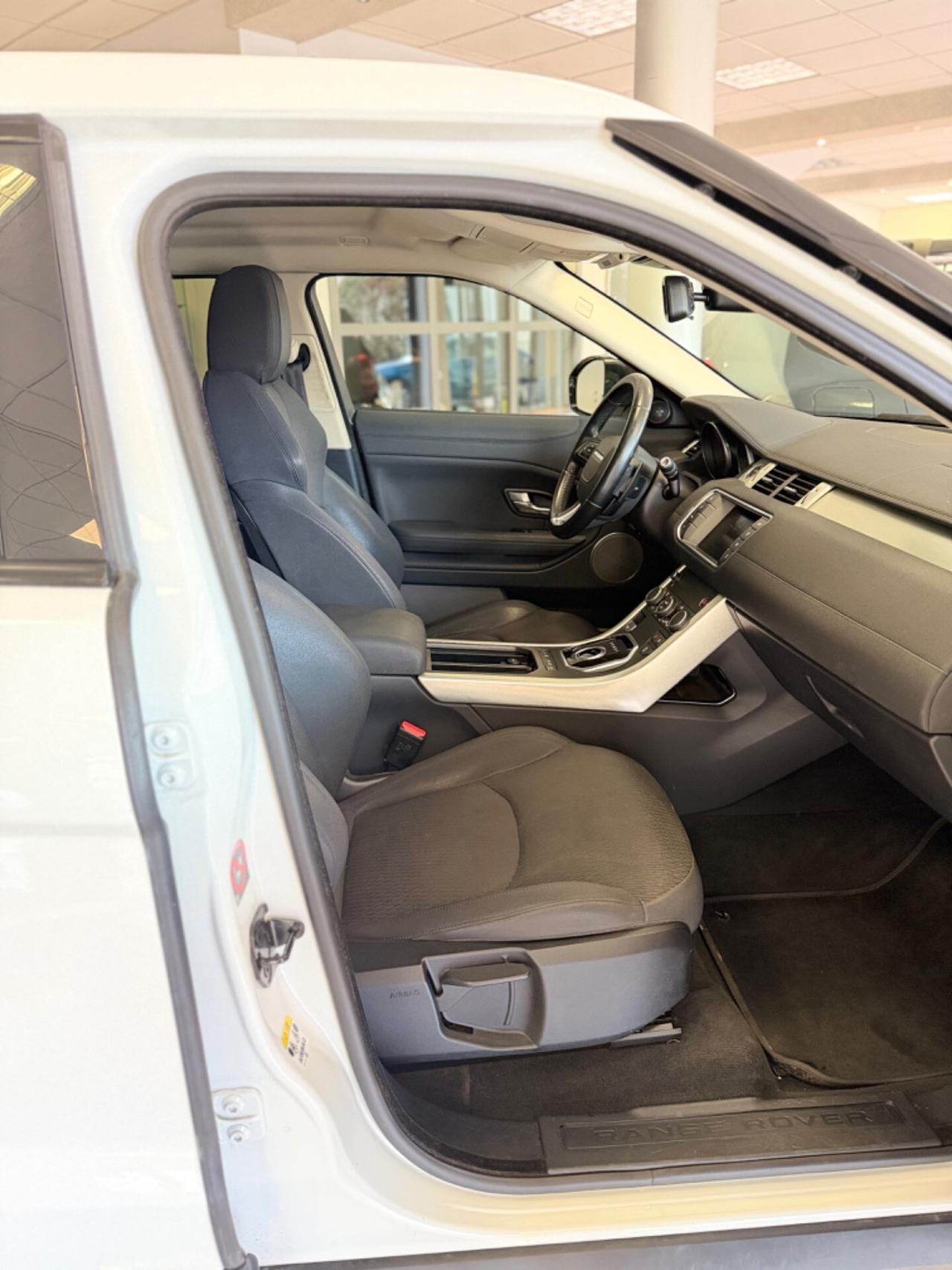 Land Rover Range Evoque 2.0 TD4 150 CV 5p. Pure