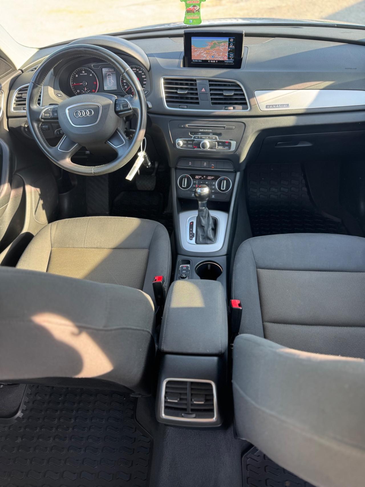 Audi Q3 2.0 TDI 150 CV quattro S tronic Sport