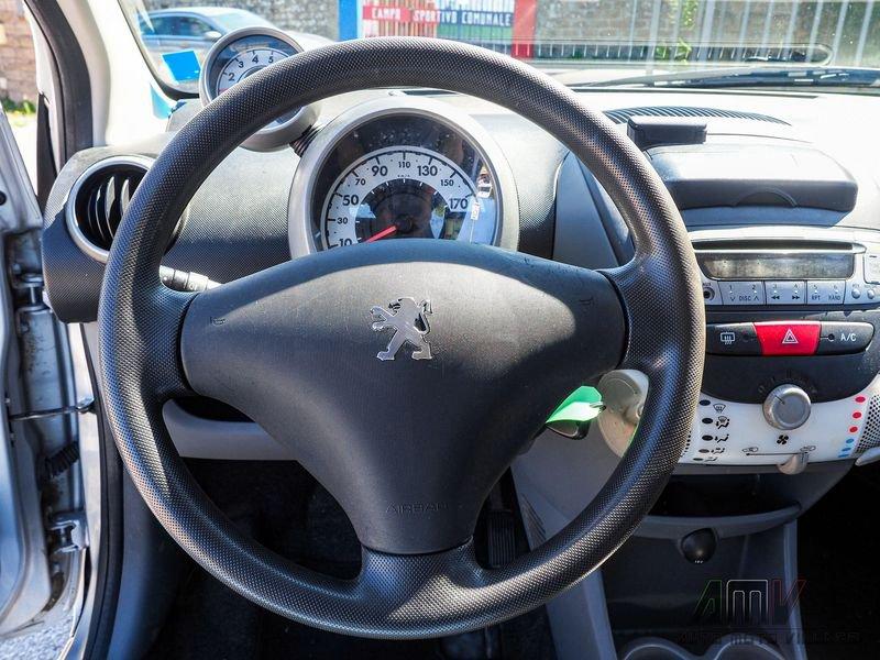 Peugeot 107 1.0 68CV 5p. Sweet Years 2Tronic