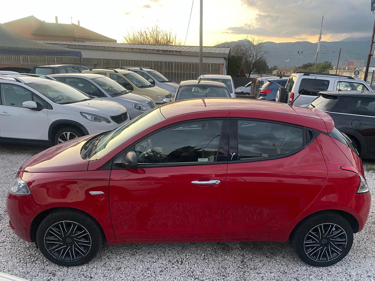 Lancia Ypsilon 1.3 MJT DIESEL