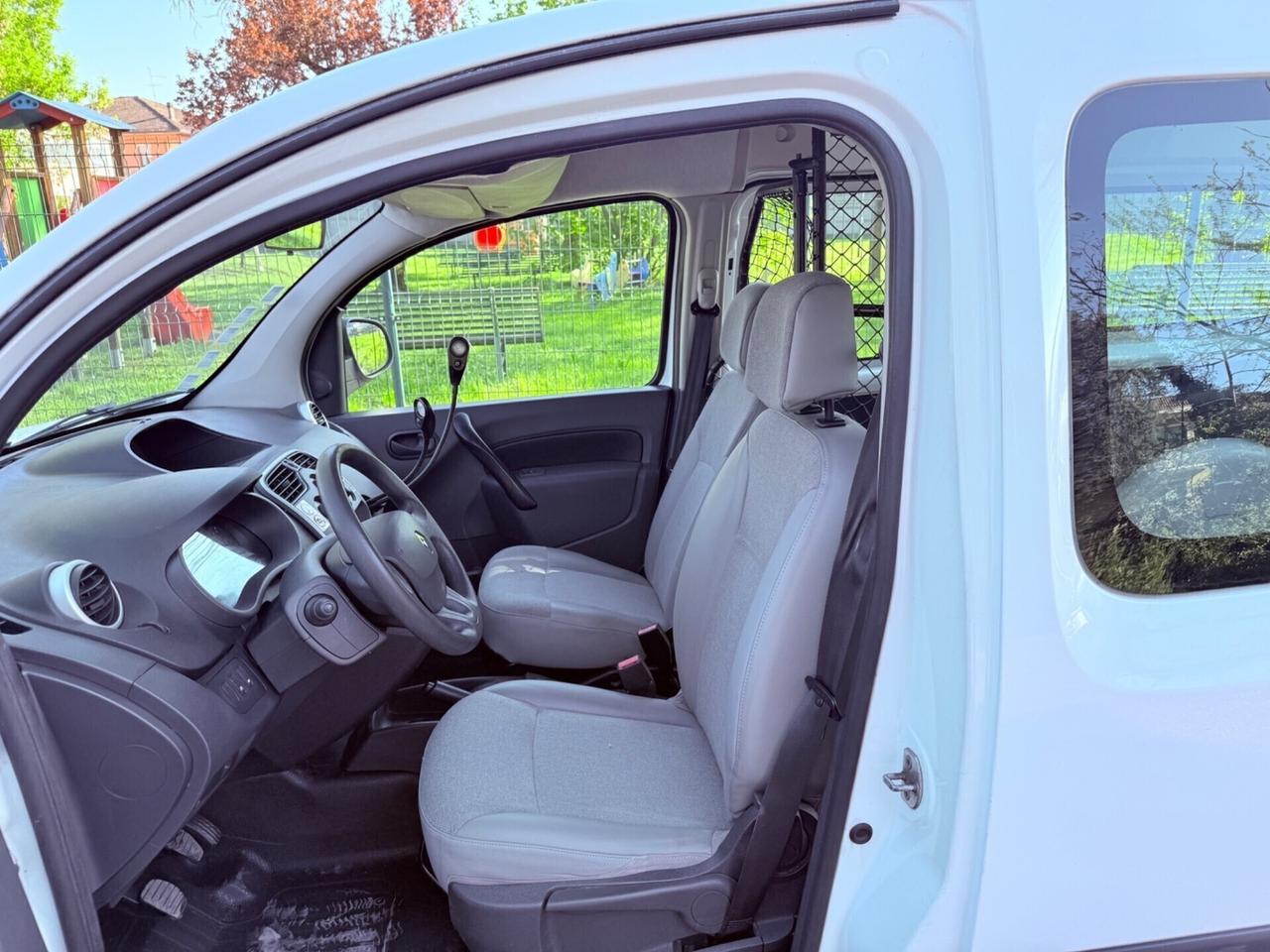 Renault Kango-2019 PARI AL NUOVOOO 30 MILA KM!!!!!