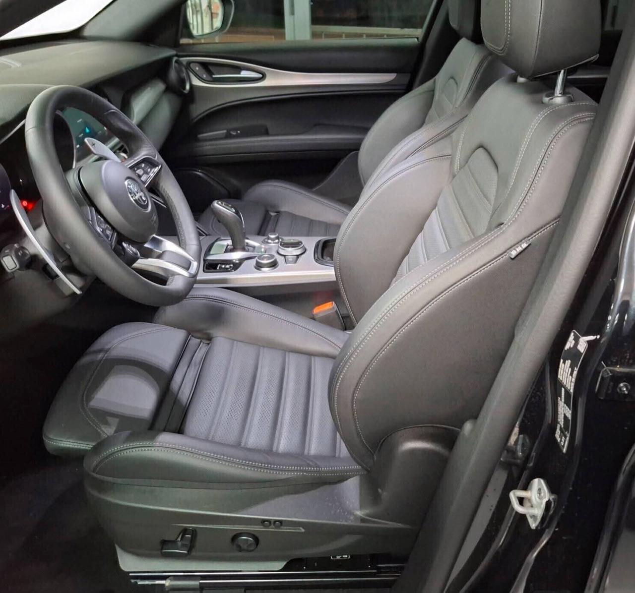 Alfa Stelvio 2025 2.2 diesel 210 CV AT8 Q4 Veloce